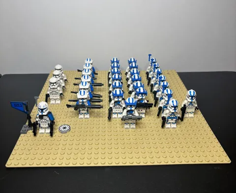 YOU PICK Lego Star Wars Minifigure Lot Bulk Army 501st Clone Trooper Minifig Lot