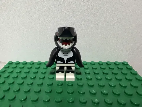 LEGO Batman Movie Orca Minifigure 71017 Series 1 COLTLBM14 DC Villain
