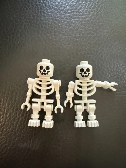 2 LEGO SKELETONs Halloween Minifig Minifigure Figure Pirate Castle Ghost Zombie