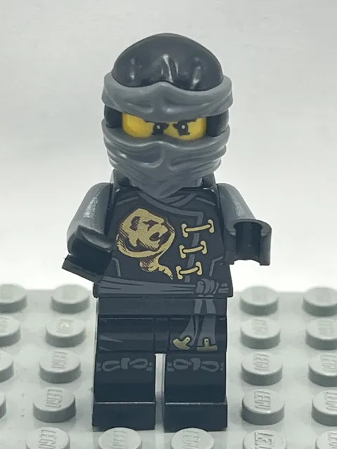 LEGO Ninjago Minifigure Cole Skybound with Neck Bracket - Excellent Condition