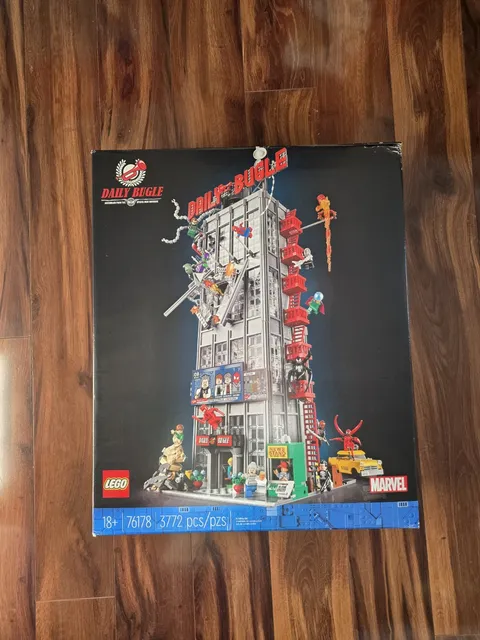 LEGO Super Heroes: Daily Bugle (76178)