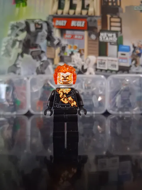 Lego Ghost Rider minifigure SH1095 Johnny Blaze From Set 76335