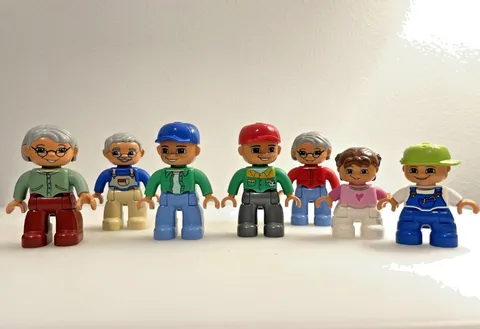 LEGO DUPLO Family / Town People Figures – Lot of 7, grandparents, children