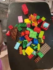 LARGE LEGO'S 24 PIECES