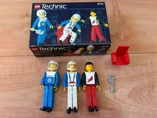 Vintage Lego 8712 The LEGO TECHNIC Team Minifigures / Figures _