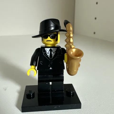 LEGO Minifigure Series 11 Saxophone Player (complete), CMF 71002