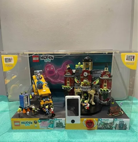 LEGO Hidden Side Factory Store Display with Sets 70423 & 70425 , Works Perfect !