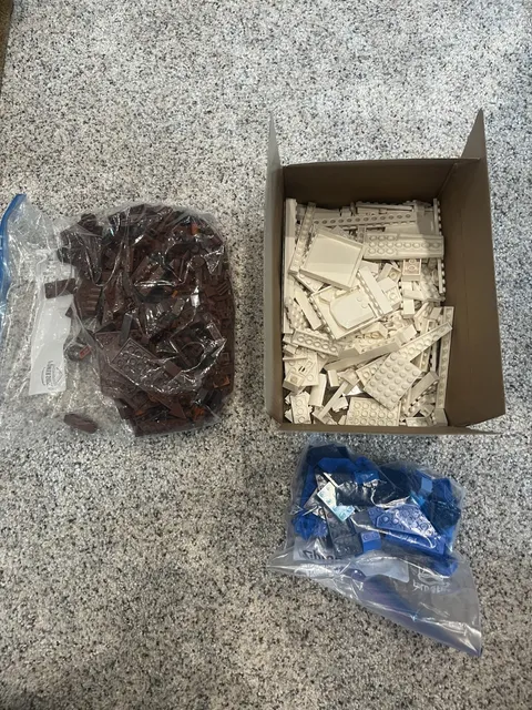 Bulk Lego Whites, Browns, Blues 9x6x4