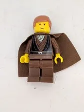 Lego Star Wars Minifigure SW0099 Anakin Skywalker Padawan Yellow Head Cape 7113 
