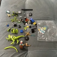 Lego Figure and Parts Lot