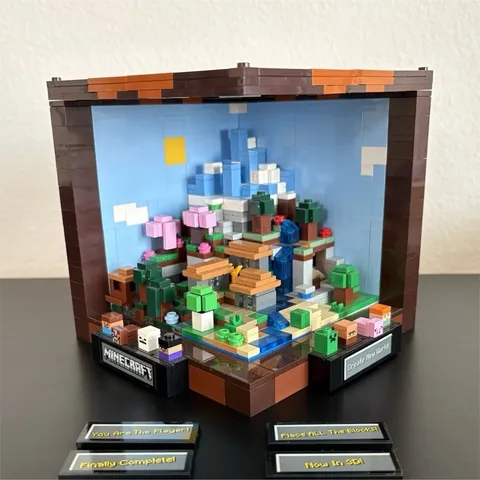 LEGO Minecraft The Crafting Table 21265 Display