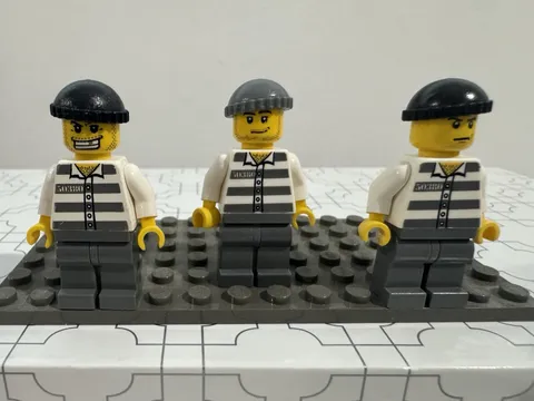 LEGO Minifigure Lot of 3 Prison Inmate Convicts Jail Escape City Figures Genuine