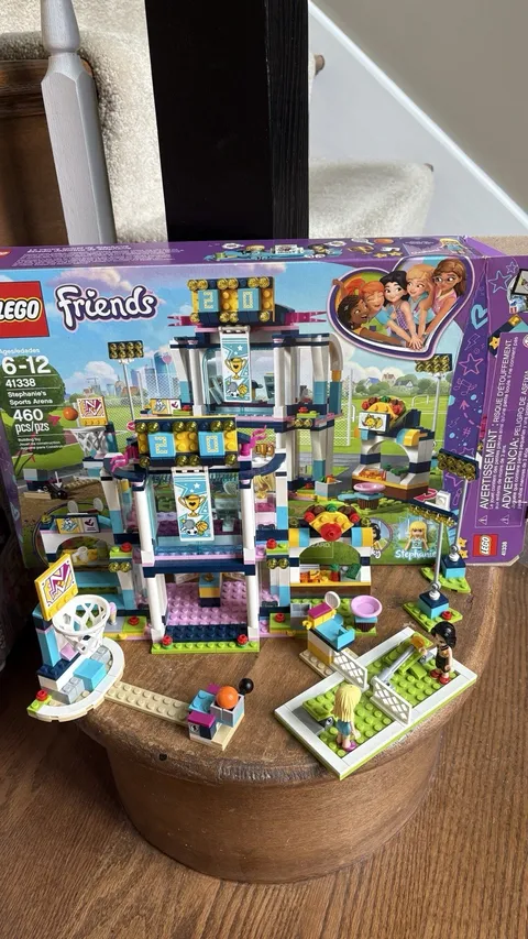 LEGO Friends: Stephanie's Sports Arena (41338) W/Box & Instructions