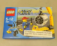 LEGO City 7901 Airplane Mechanic NEW! RARE! Crane Plane Jet Engine Airport Town