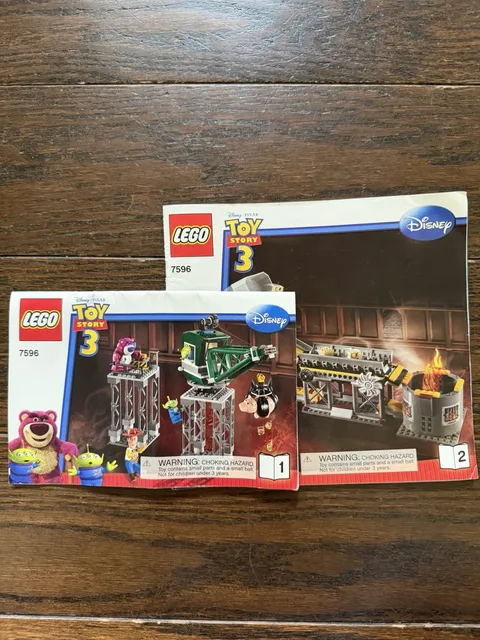 LEGO Toy Story 3 7596 Trash Compactor Escape Original Instruction Manual