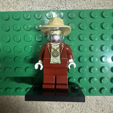 LEGO Ultra Agents Invizable Minifigure Invizable Gold Getaway