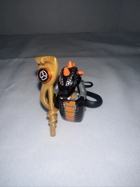 LEGO Ninjago SKALIDOR General With Serpentine Staff
