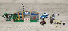 Lego City 4440 Forest Police Station INCOMPLETE Missing 2 Pieces NO MANUAL READ