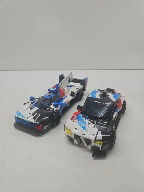 LEGO BMW M4 GT3 & M Hybrid V8 76922 Speed Champions, Pre-Owned 