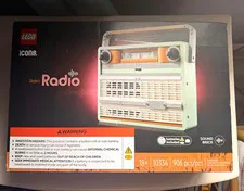 LEGO Icons Retro Radio 10334 Building Set, 906 Pieces, 18+ Sound Brick