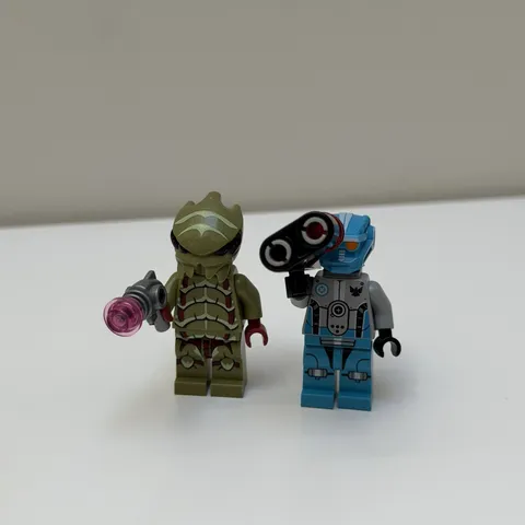 LEGO Galaxy Squad SPACE SWARMER 70700  Complete No Manual No Box