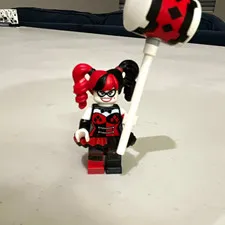 LEGO Harley Quinn from 70916 batwing
