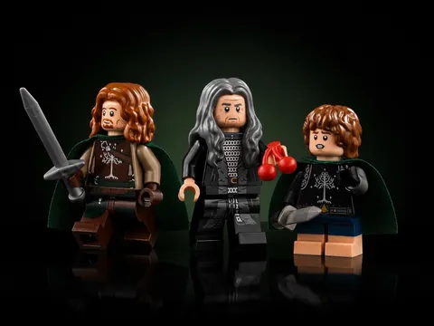 LEGO LOTT Minas Tirith 11377 Faramir Pippen King Denethor Minifigures