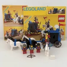 LEGO Castle 6055 Lion Knights Prisoner Convoy With Manual And Box As Is Vintage