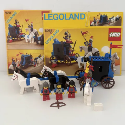 LEGO Castle 6055 Lion Knights Prisoner Convoy With Manual And Box As Is Vintage