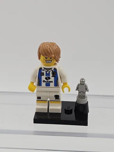 LEGO CMF Series 4 - Soccer Player Minifigure | col04-11 | col059 | 2011