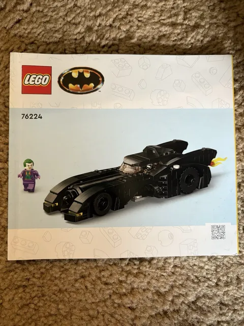 LEGO Super Heroes: Batmobile: Batman Vs. the Joker Chase (76224)