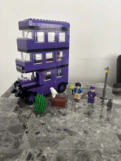 LEGO Harry Potter Knight Bus 4755 100% Complete Set with Minifigs and Manual