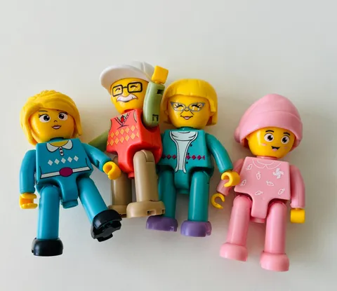 Vintage LEGO DUPLO Family Minifigures Lot of 4 - Grandparents Mom Baby 1990s
