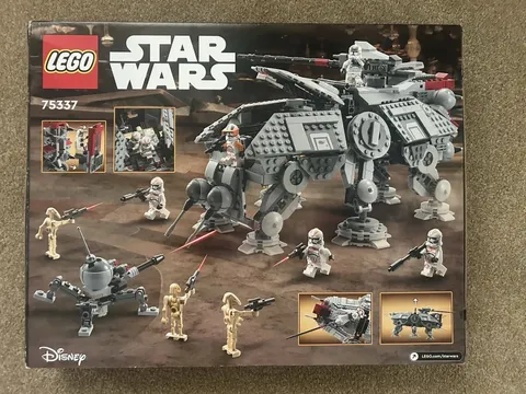 LEGO Star Wars AT-TE Walker 75337 Set w/ 1082 Pieces & Commander Cody Minifigure