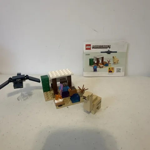 LEGO  Minecraft: 21251 Steve's Desert Expedition