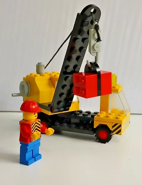GENUINE LEGO SET  558 ROAD CRANE COMPLETE BUILD NO BOX NO INSTRUCTIONS