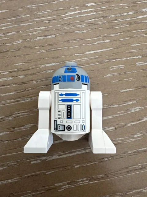 LEGO Star Wars R2-D2 Minifigure Plastic Figure 1 Piece
