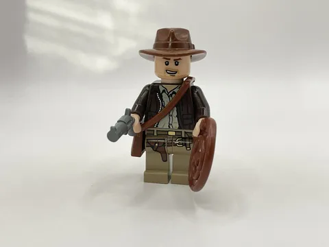 LEGO Indiana Jones Minifigure Iaj001 W/Whip & Gun Mini Figure Lot Rare HTF