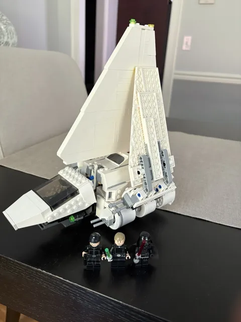 LEGO Star Wars: Imperial Shuttle (75302)