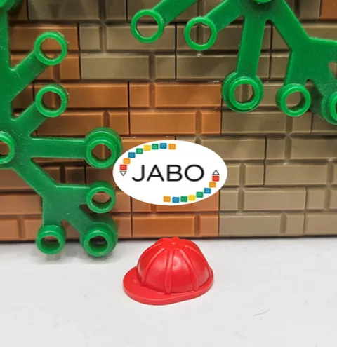 (S11 /25/1) Lego 3833 Helmet Construction Helmet Red