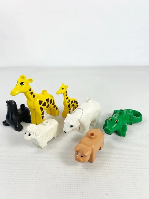 LEGO LOT Of 7: Duplo Animals, Giraffe, Polar Bear, Seal, Crocodile, Pig, Sheep