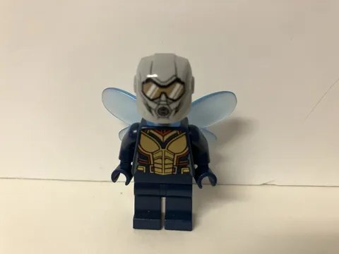 Lego Marvel Super Heroes Wasp Minifigure 76109 Marvel Ant Man EXCELLENT