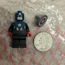 Lego Minifigure REAL MINI FIG LOT MARVEL Captain America 2012 TOYFAIR RARE Toy ^