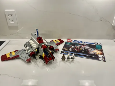 LEGO Star Wars 8019: Republic Attack Shuttle 100% COMPLETE Instructs & Minifigs