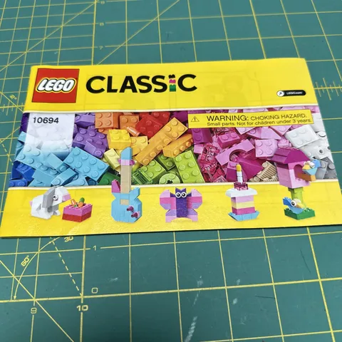 LEGO CLASSIC 10696: Creative Building Box Instruction Manual ONLY