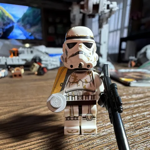 LEGO STAR WARS - Stormtrooper (Tatooine) with Orange Pauldron - Mini Figure RARE