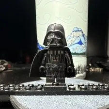 LEGO Star Wars Darth Vader Minifigure w/ Cape obiwan vs Vader set