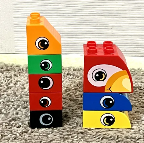 LEGO Duplo Eyes Bricks Animals Parrot Assorted Parts, 8 pieces, red bird green