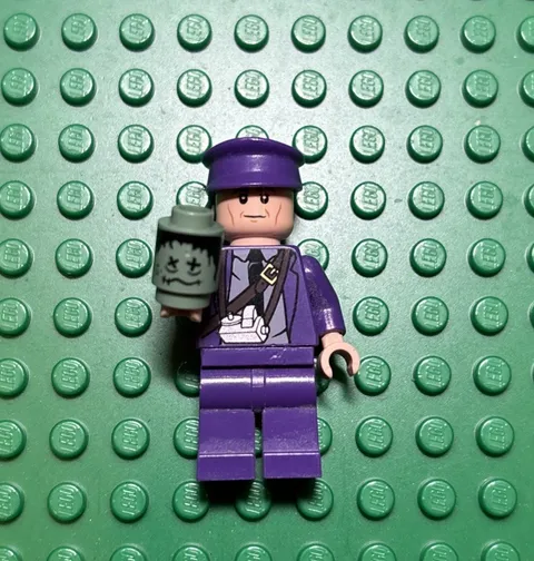 LEGO Harry Potter Stan Shunpike Minifigure Conductor Knight Bus 4866 hp127