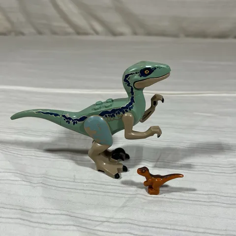 Lego Jurassic World Blue Sand Green Dinosaur Raptor Velociraptor Tiny Brown One